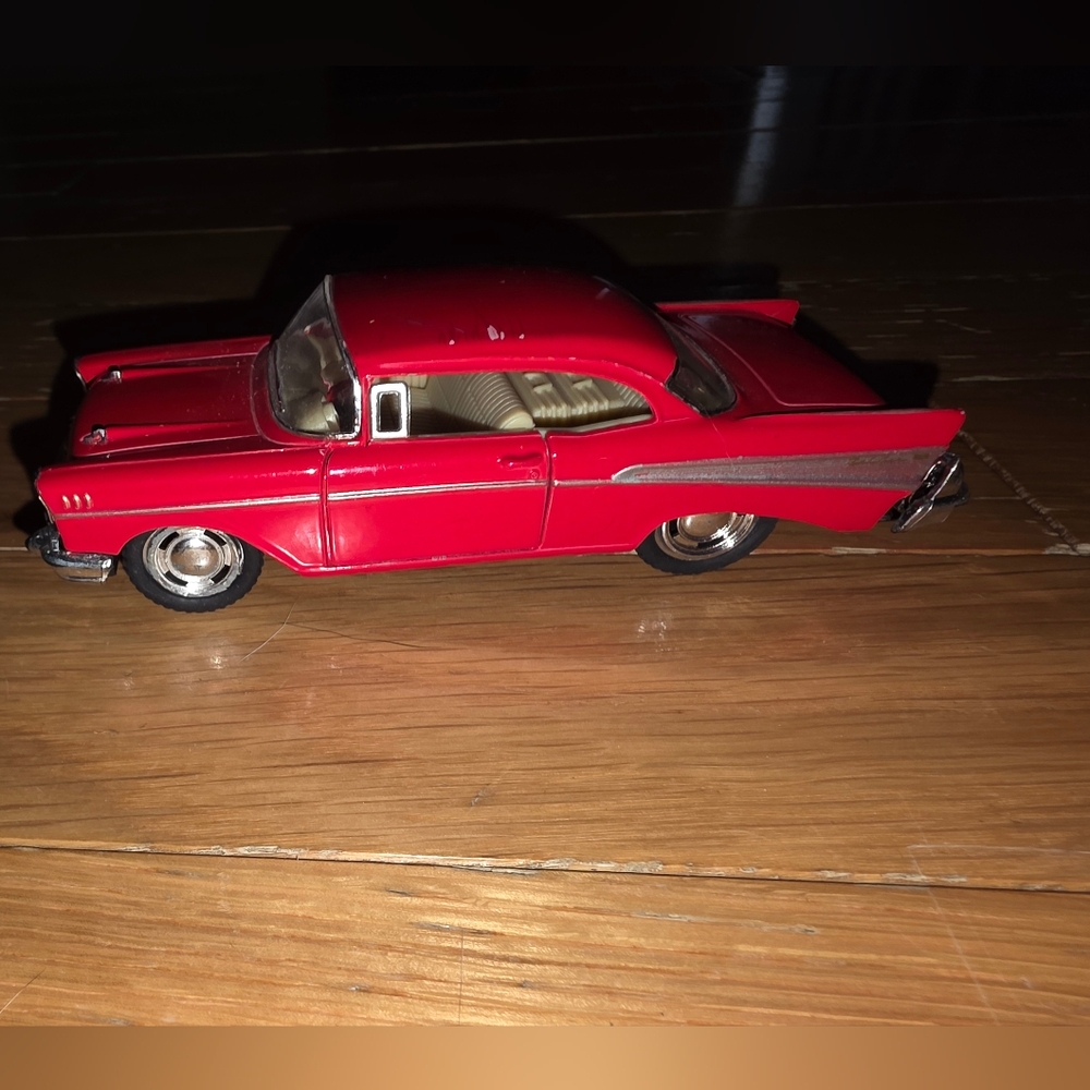 VINTAGE KINSMART Chevrolet Bel Air Diecast Model Toy Car Chevy Red 5" FRICTION